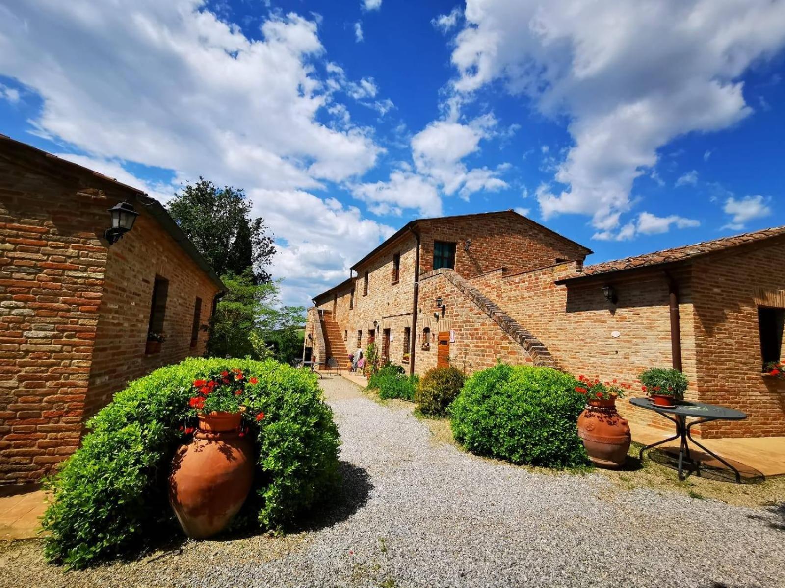 Вілла Agriturismo I Fuochi Valiano Екстер'єр фото